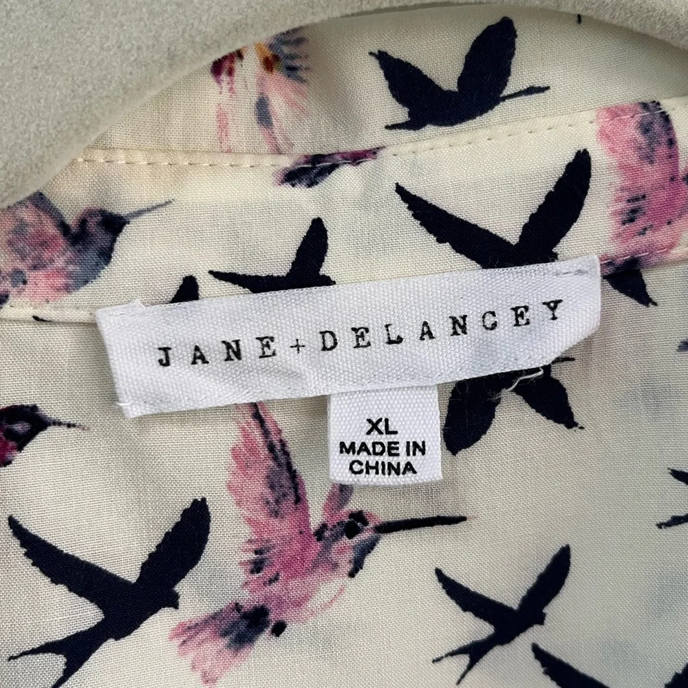 Jane and Delancy shirt XL - Picture 3 of 8